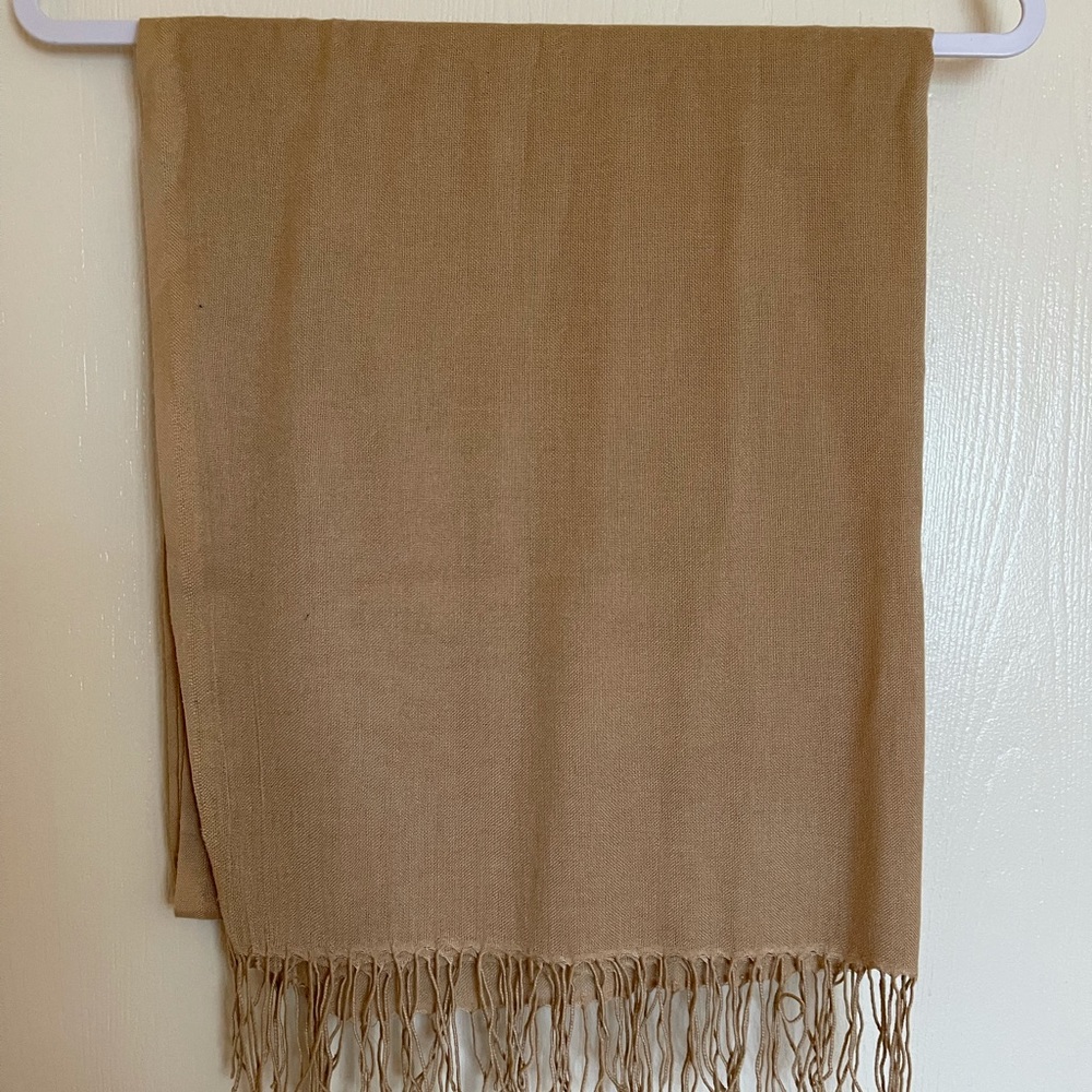 Beige/brown pashmina scarf